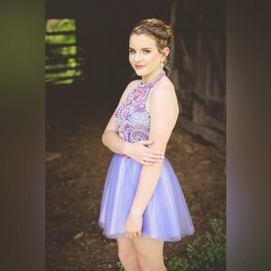 size 4 formal dress forgot the brand but it’s a beautiful dress